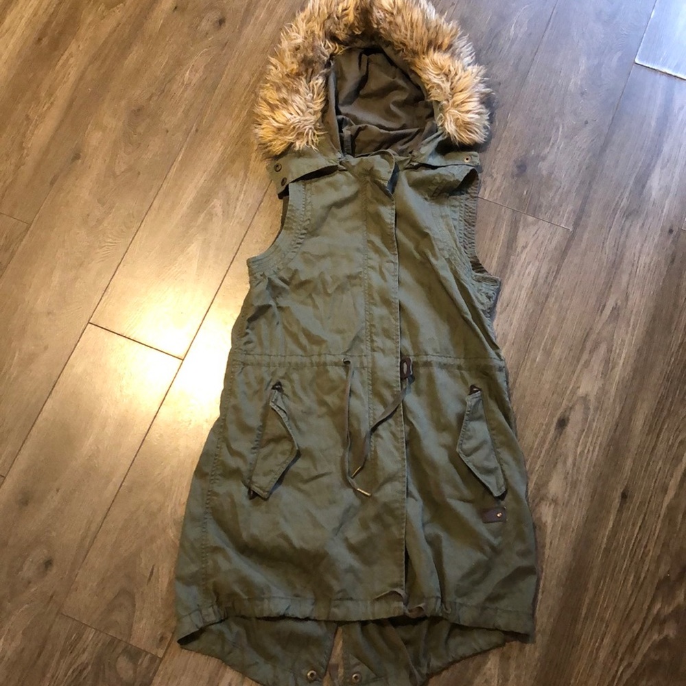 Military vest with hood size XS